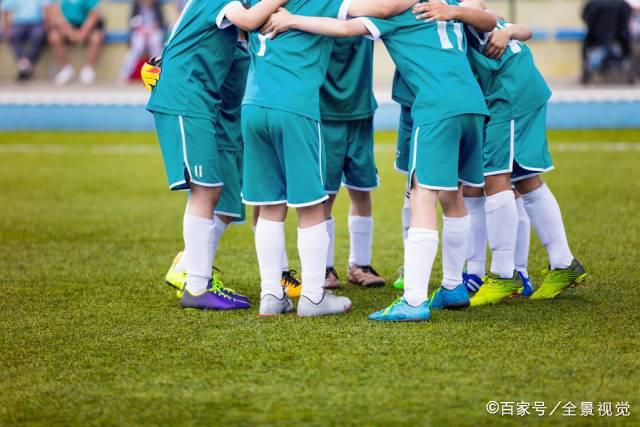 西卡训练营传授真谛：竹炭之路非靠华丽篮球